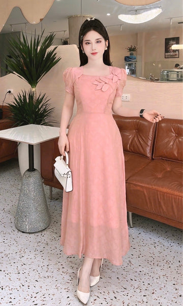 Floral Appliqué Puff Sleeve Midi Dress