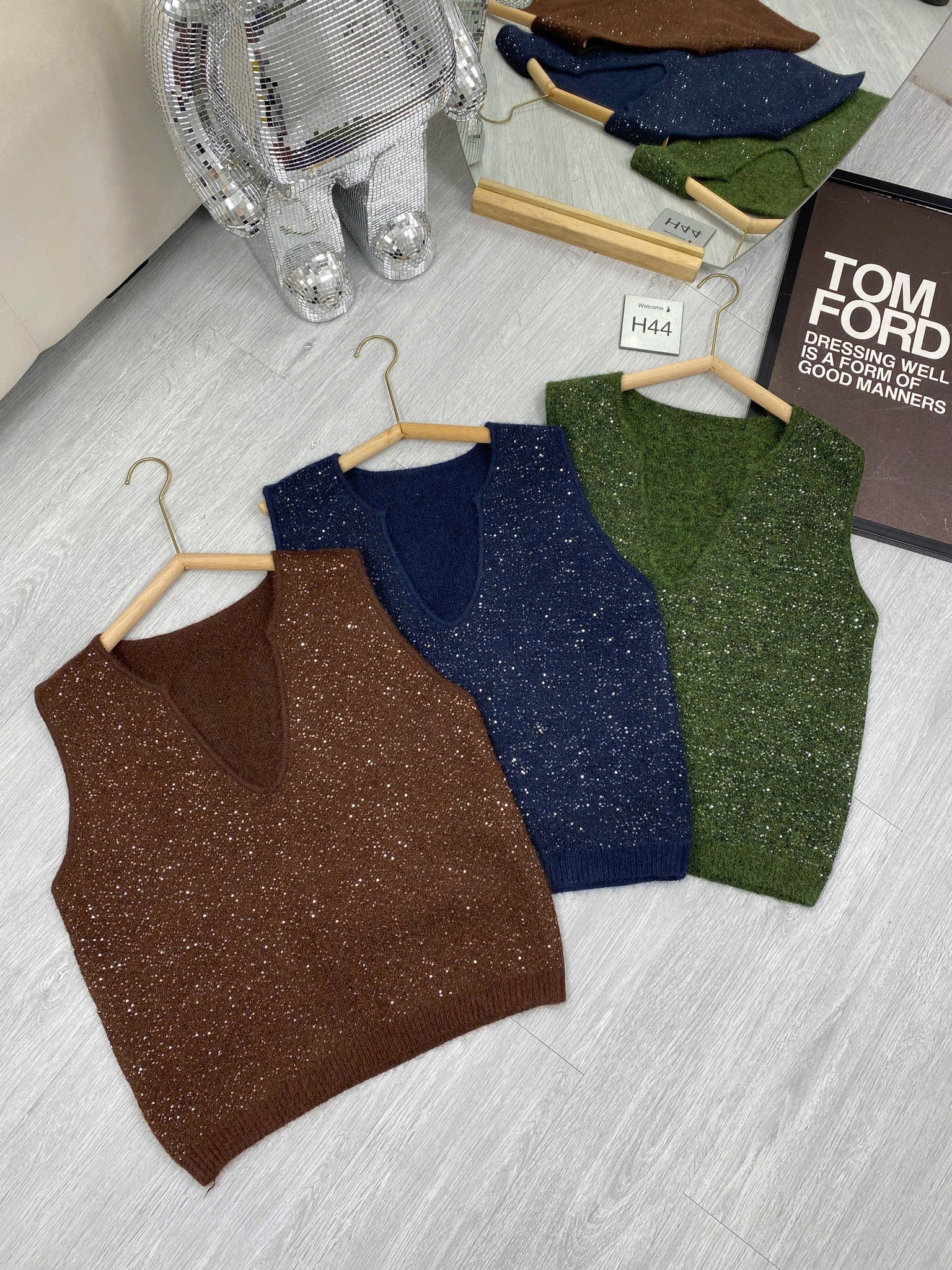 Sequined knit vest