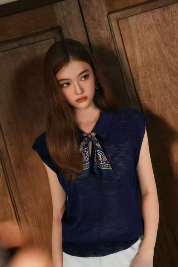Polo-collar knit top