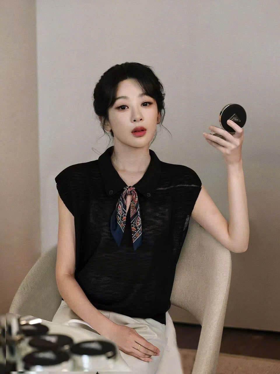 Polo-collar knit top