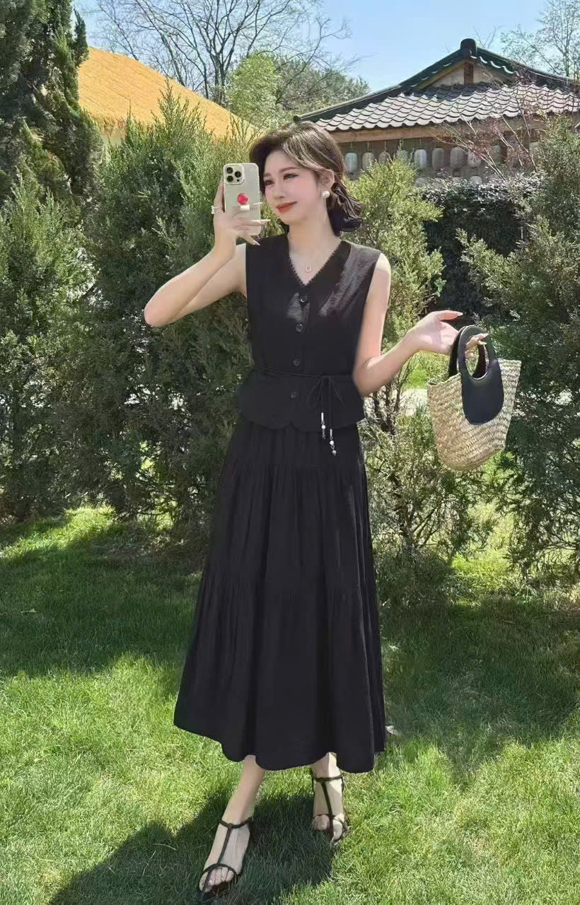Sleeveless Long Dress